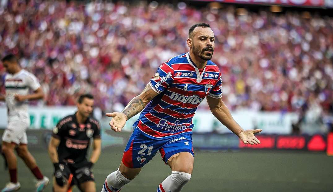 Fortaleza anuncia venda do atacante Moisés para o Cruz Azul