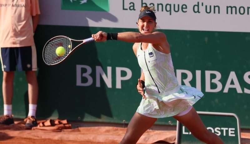 Bia Haddad Maia supera russa em jogo tenso e registra feito inédito em Grand Slam