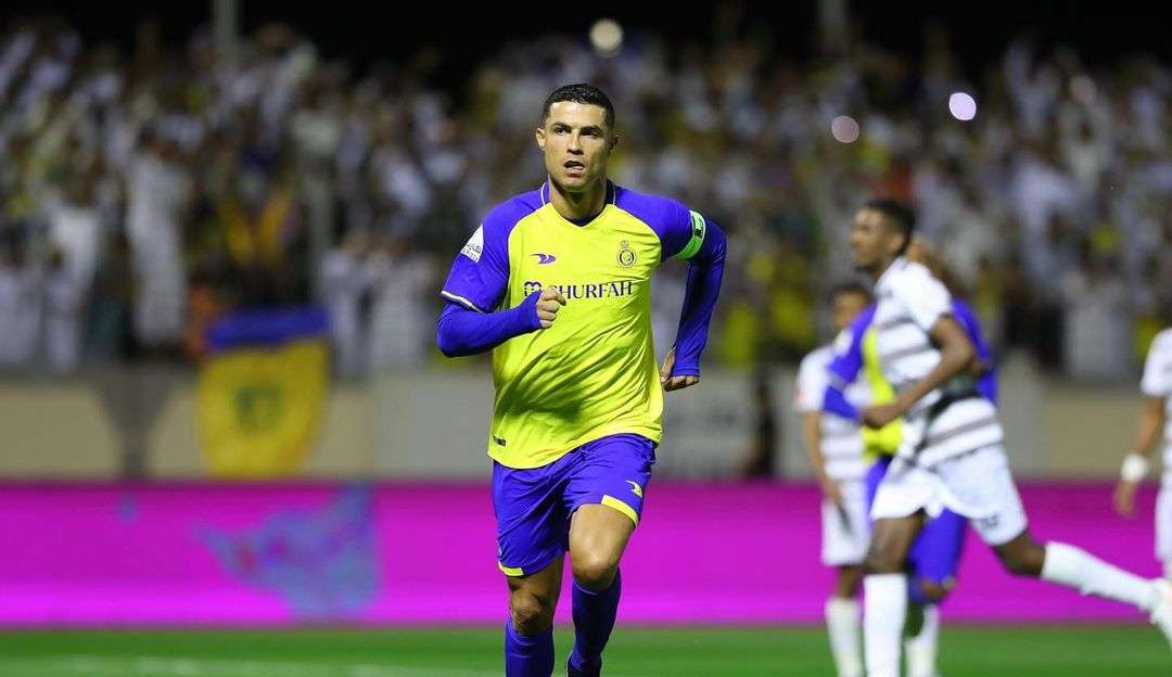 Cristiano Ronaldo garante que permanecerá no Al-Nassr e elogia liga saudita