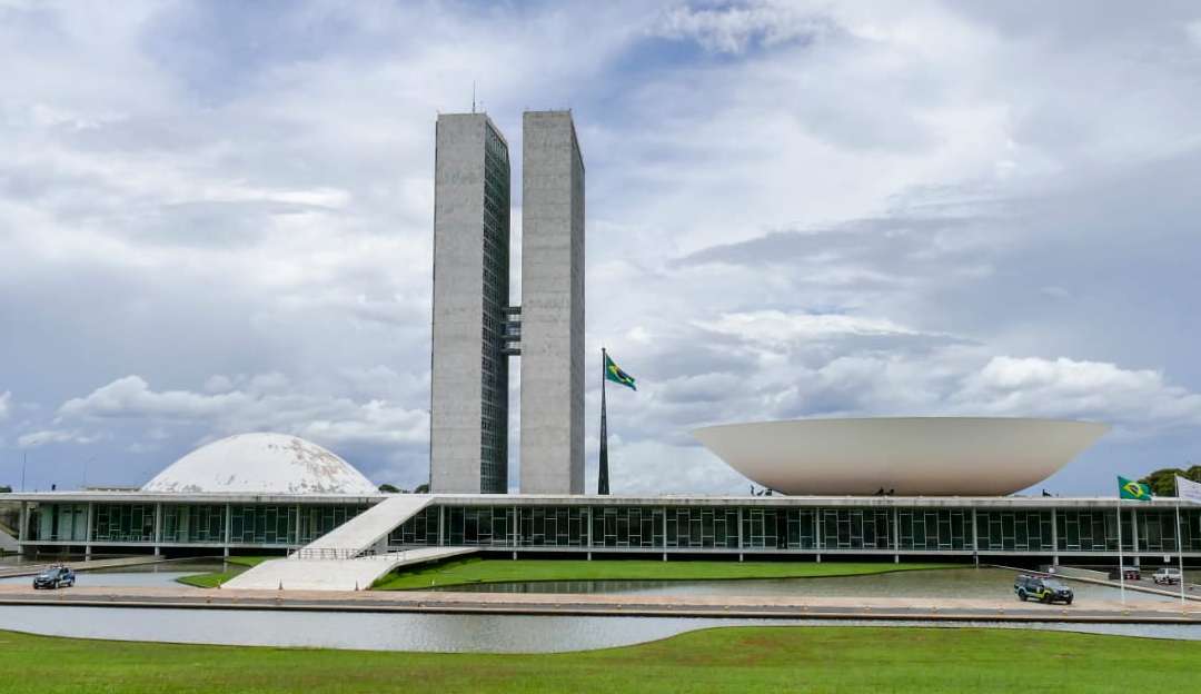 Governo Lula: Aprovada MP para reorganização dos ministérios