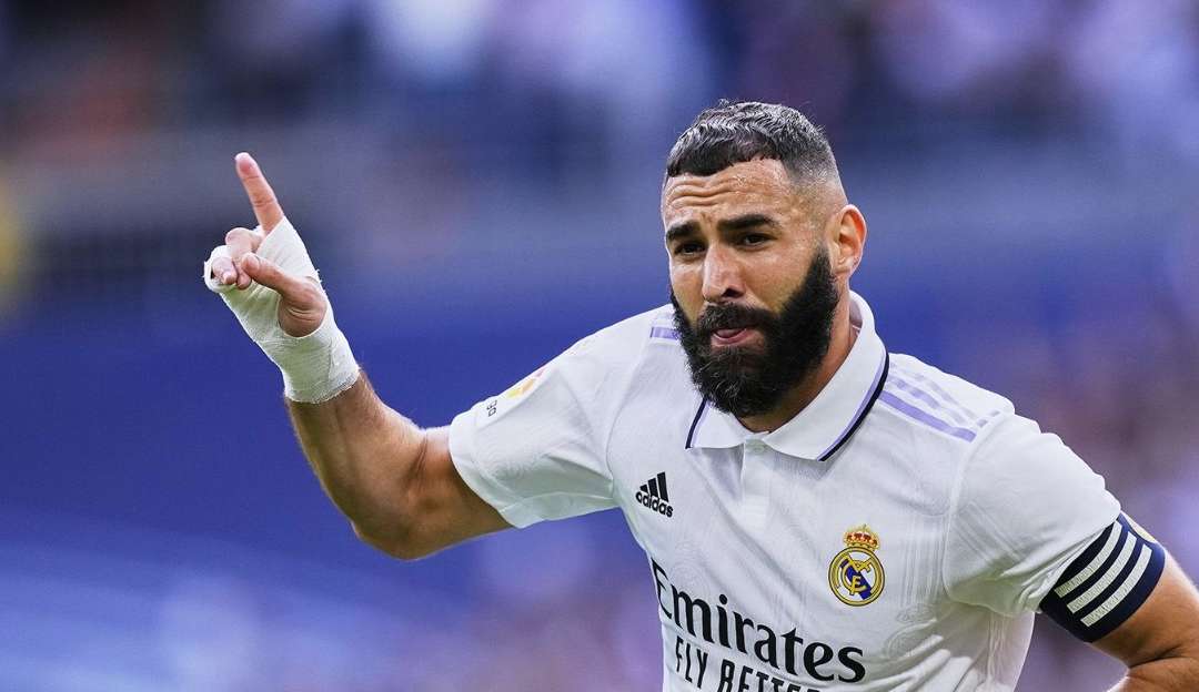 Atacante do Real Madrid, Karim Benzema nega que está de saída do clube