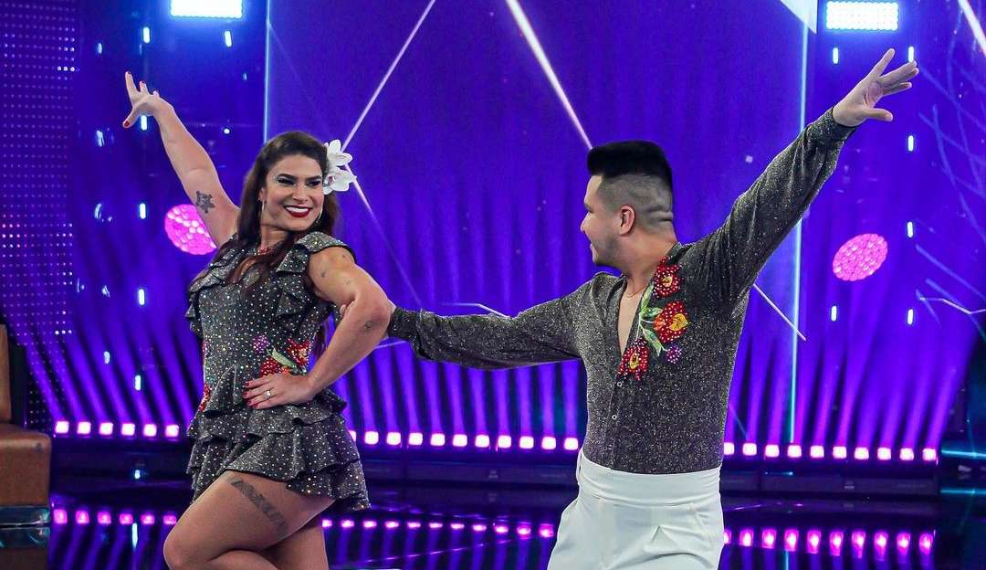 Dança dos Famosos: Veja as apresentações e quais duplas seguem no programa