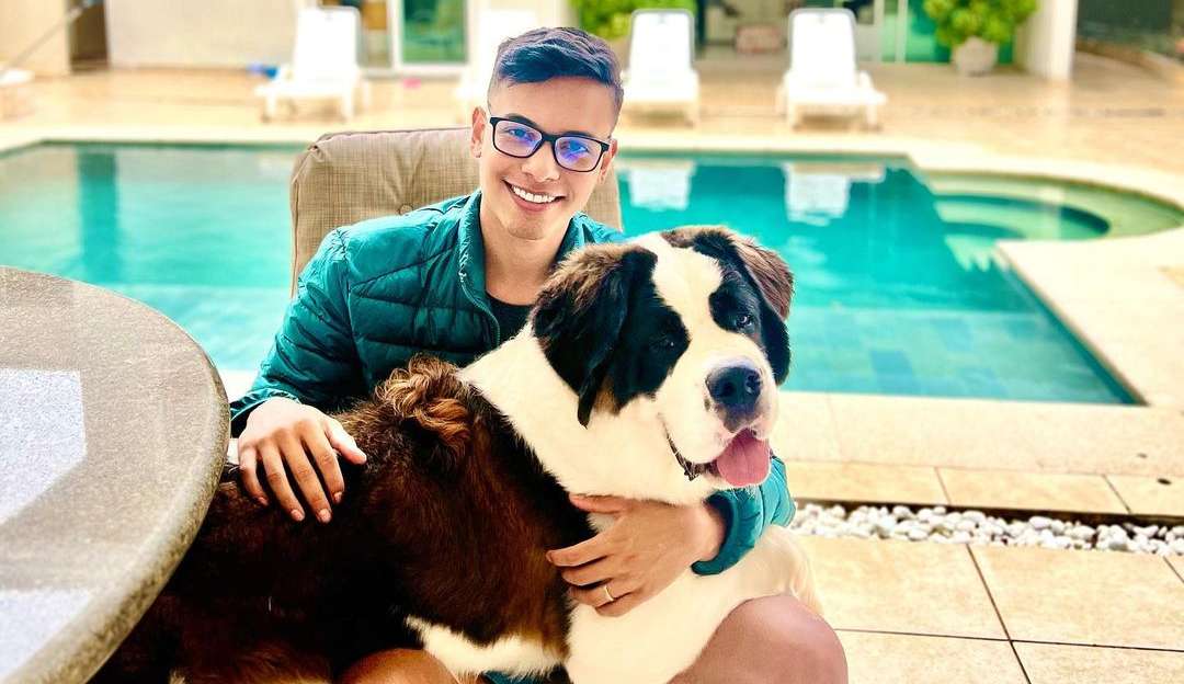 Sucesso na web, Thiago Hora foi barbeiro antes de se tornar influencer
