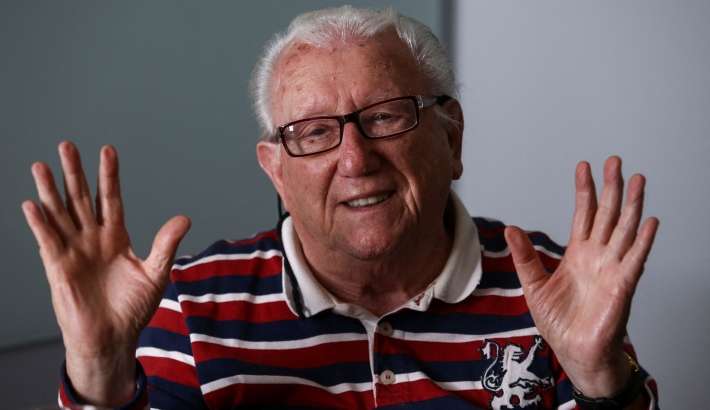 Luiz Barsi possui 30,1 milhões de ações na AES Brasil