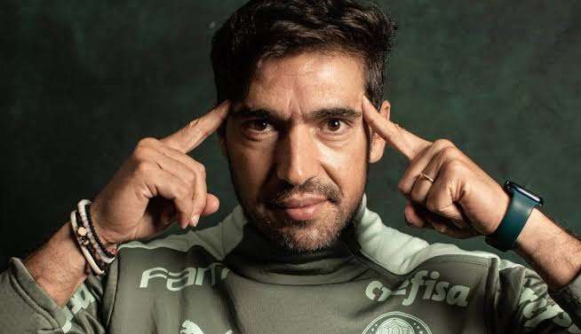 Abel Ferreira quebra outro recorde no comando do Palmeiras