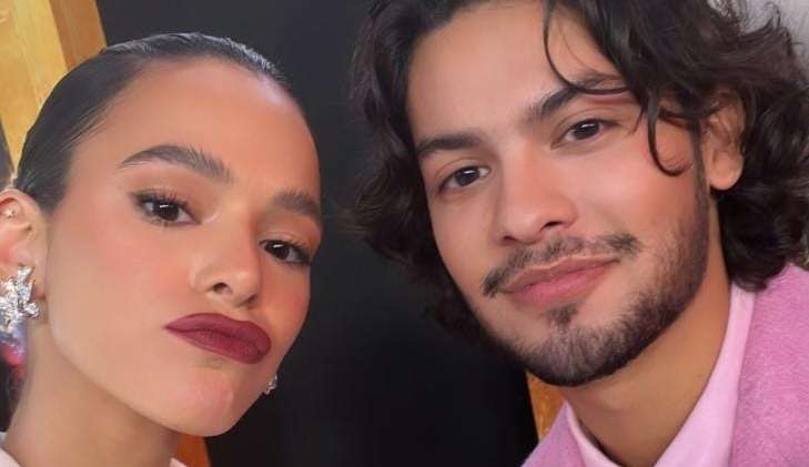 Bruna Marquezine parabeniza Xolo Maridueña no Instagram