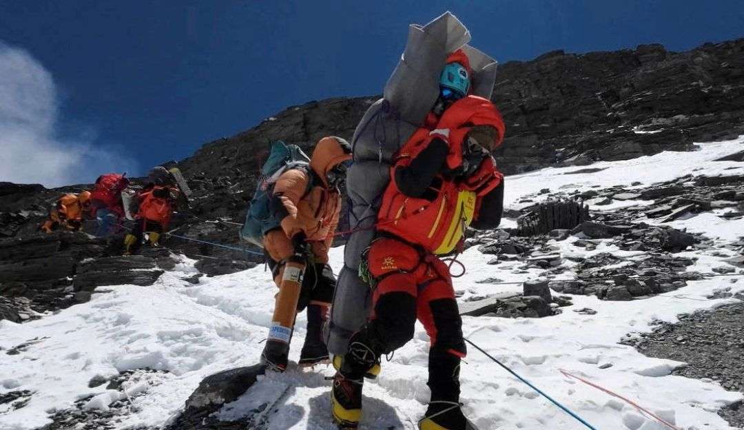 Monte Everest tem temporada letal com frio extremo e recorde de mortes e desaparecimentos