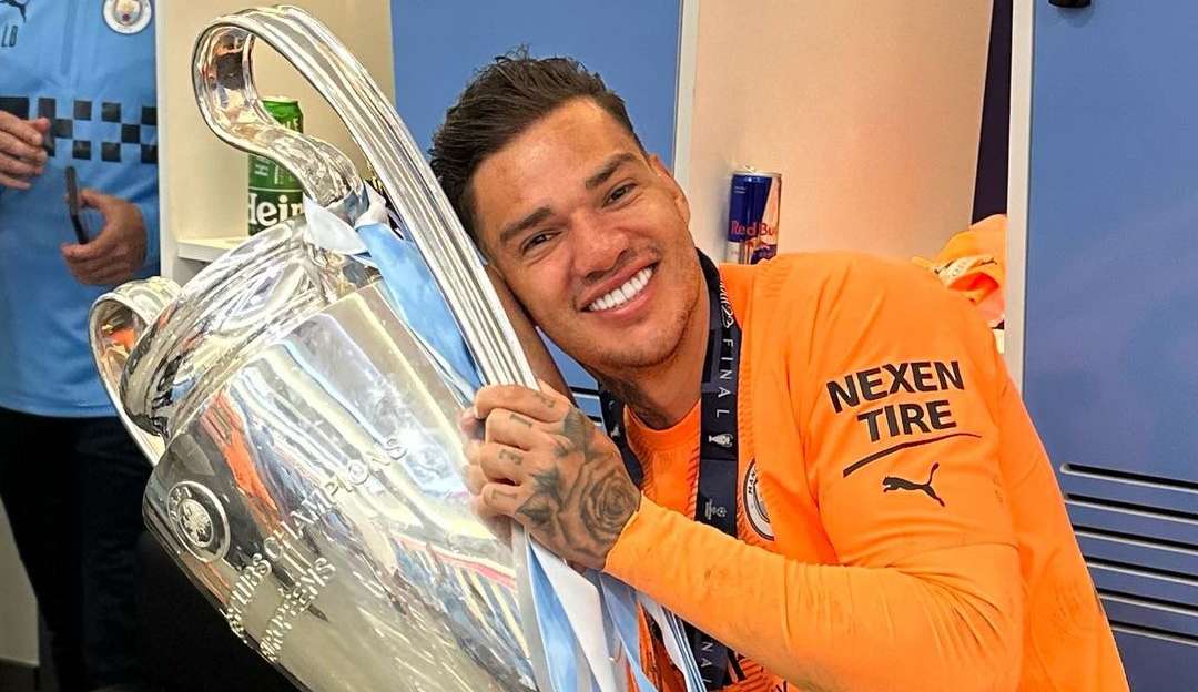 Ederson entra para lista de jogadores brasileiros campeões da Champions League