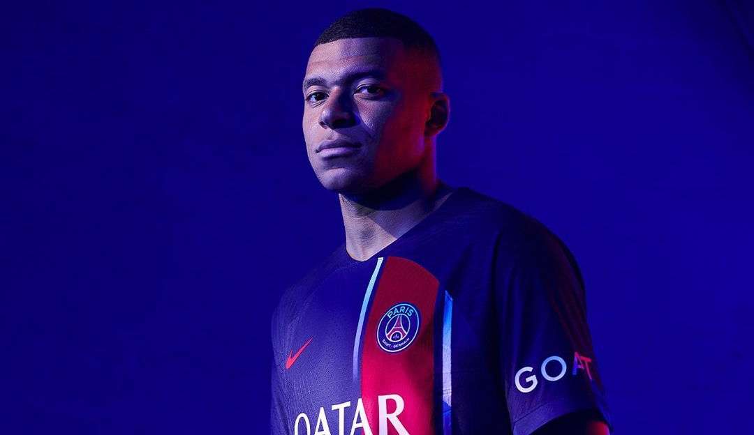 Mbappé comunica ao PSG que deixará o clube em 2024