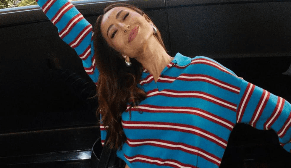 Sabrina Sato replica look utilizado por Rihanna e Hailey Bieber