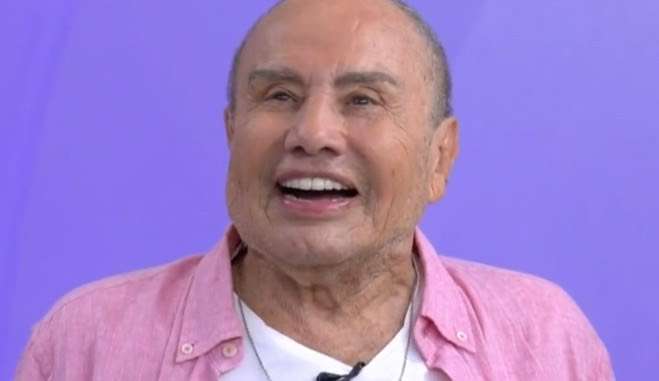 Stênio Garcia faz harmonização facial e choca a web com o resultado