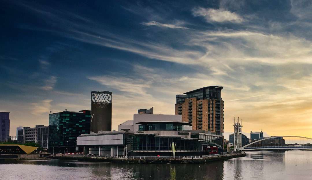 Reino Unido anuncia cobrança de entrada de turistas a partir de novembro