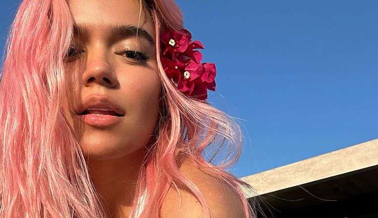 Karol G adentra o Barbie-Land no clipe de “WATATI”