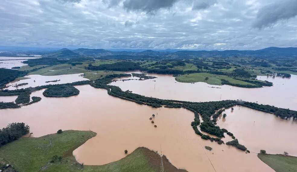 Ciclone extratropical no RS: sobe para 13 o número de mortos, diz Defesa Civil