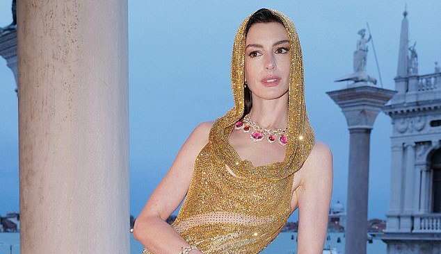 Veja as novas tendências do mundo da moda aprovadas pelas celebridades