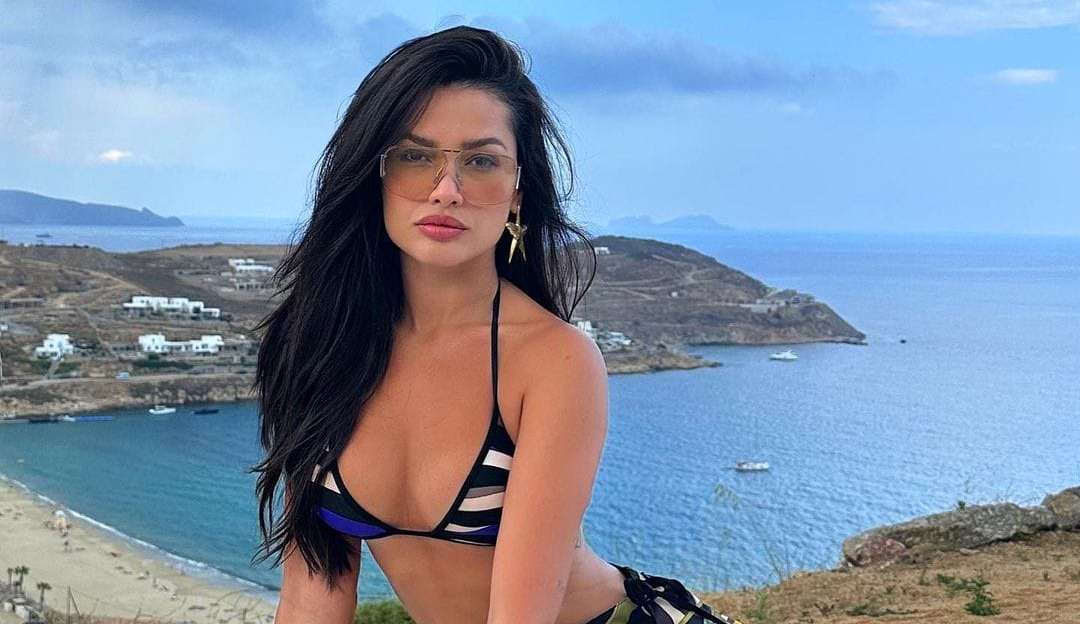 Juliette é processada por ex-cozinheira que afirma ter sido demitida sem receber rescisão