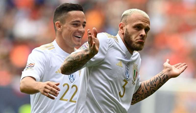 Com brilho de Dimarco, Itália vence a Holanda e conquista terceiro lugar da Liga das Nações