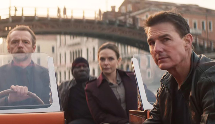 Tom Cruise dirige algemado em vídeo de bastidores de “Missão: Impossível 7”