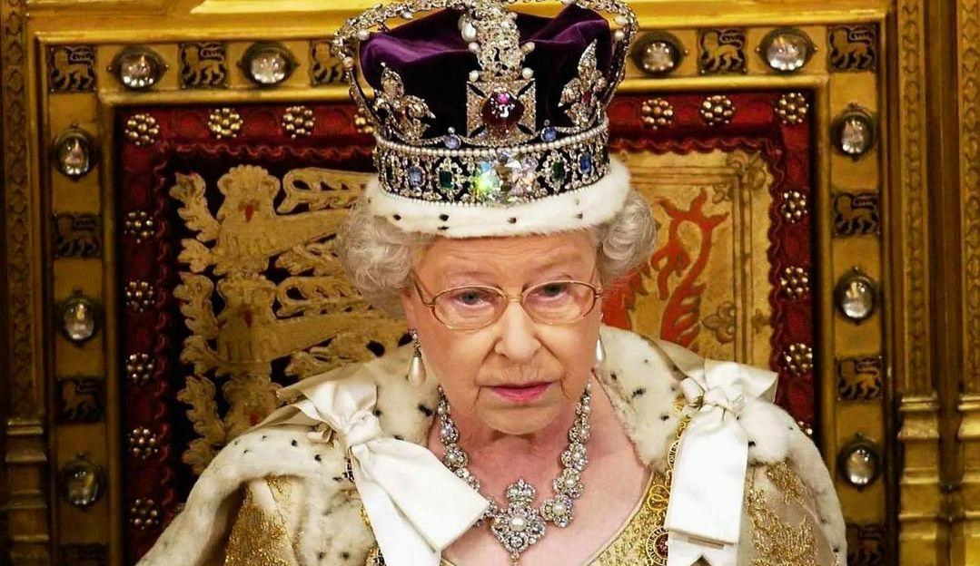 Após morte do marido, Rainha Elizabeth II quer voltar ao trabalho após o fim da pandemia