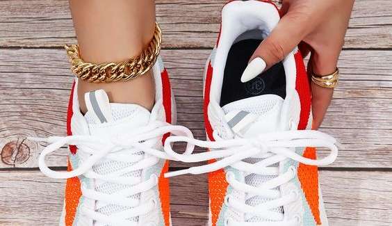 Tênis de corrida: confira os looks tendência com esse tipo de calçado