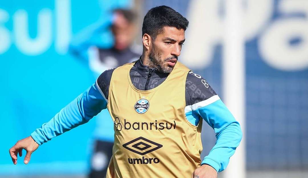 Suárez avisa Grêmio que pode se aposentar de forma antecipada