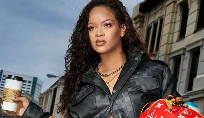 Rihanna e A$AP Rocky chamam atenção no desfile da Louis Vuitton em Paris 2023