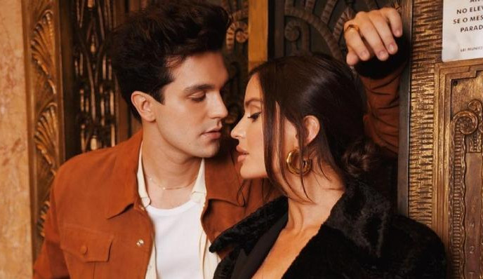 Luan Santana divulga fotos com a nova “/morena”/
