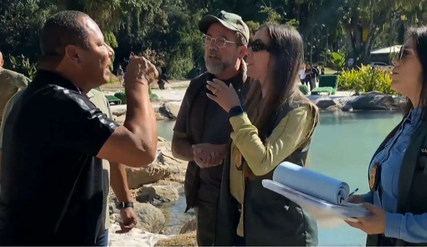 Pai de Neymar é detido durante ação de interdição em obra na residência de Mangaratiba