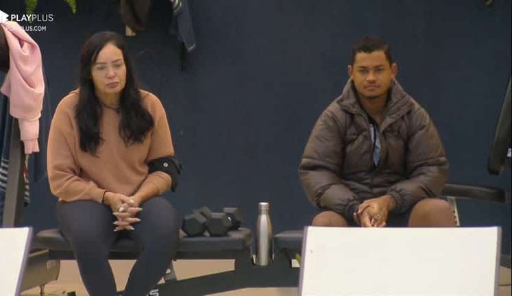 A Grande Conquista: Sandra e Gabriel criticam jeito que Janielle trata Gyselle