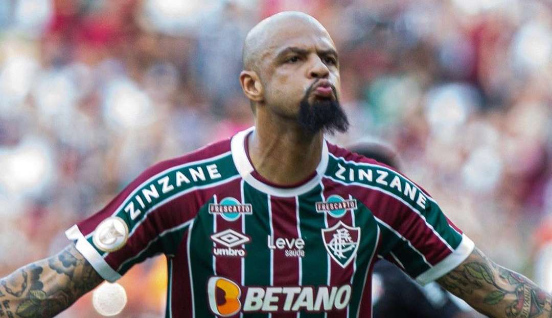 Felipe Melo defende Marcelo e assegura ambiente positivo no Fluminense.