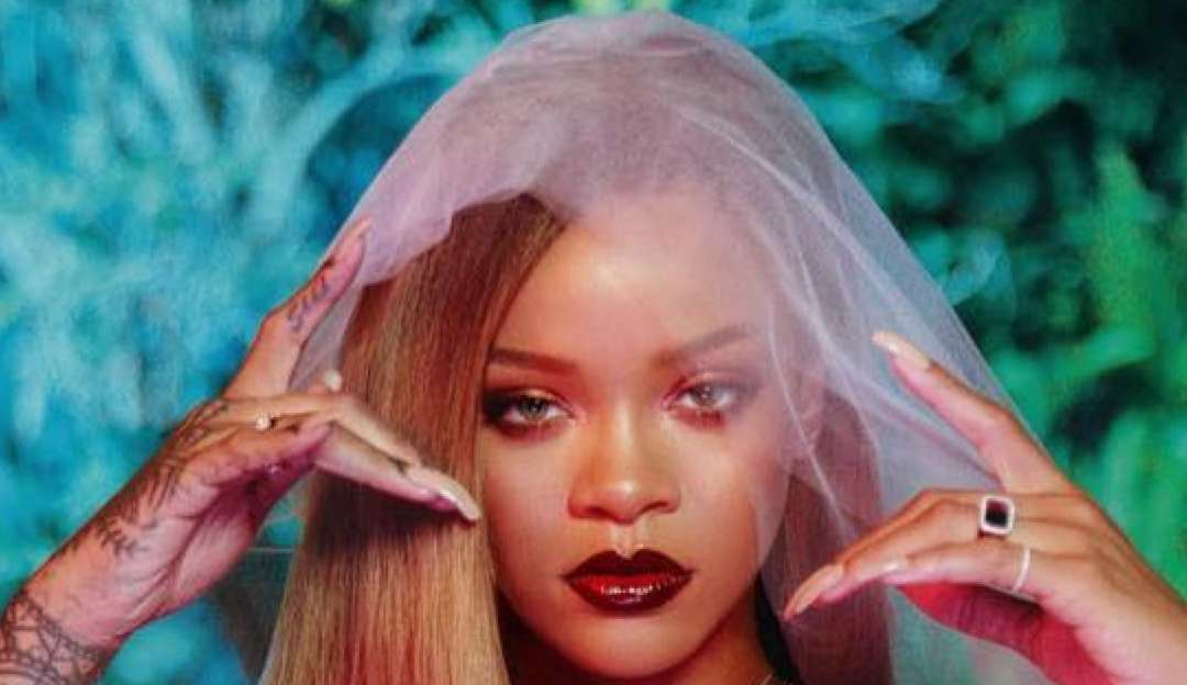 Rihanna anuncia saída de cargo de CEO na Savage x Fenty após cinco anos