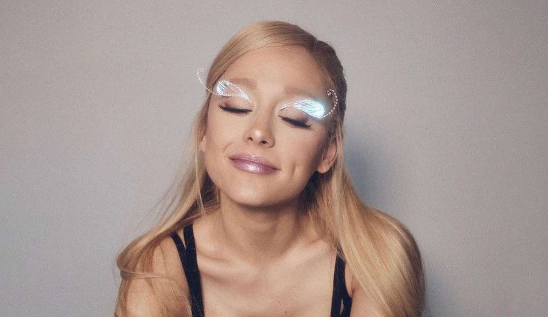 Relembre a trajetória de Ariana Grande, que completa 30 anos