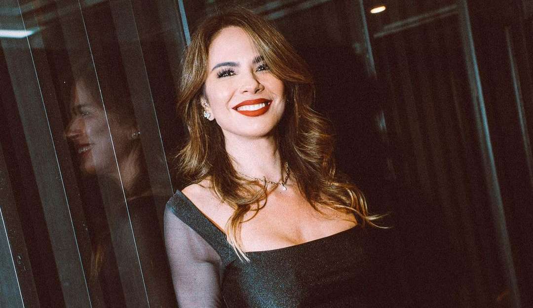 Look de Luciana Gimenez no Muro das Lamentações é desaprovado por seguidores