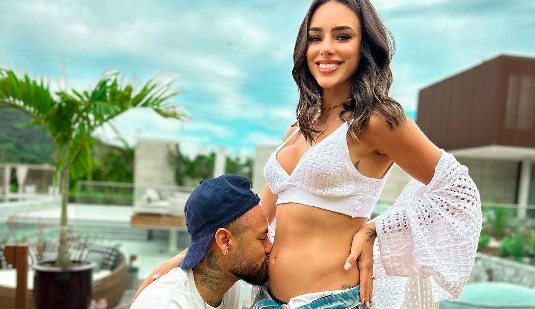 Bruna Biancardi compartilha fotos do chá revelação de sua filha com Neymar