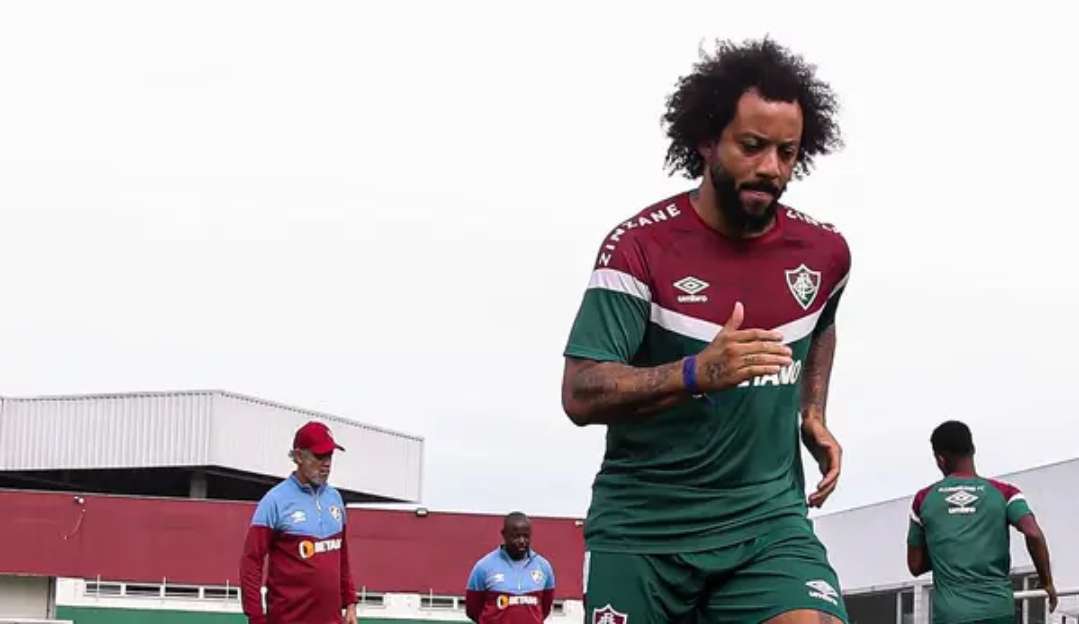 Marcelo retorna ao Fluminense e brinca: “Calma rapaziada, voltei!”