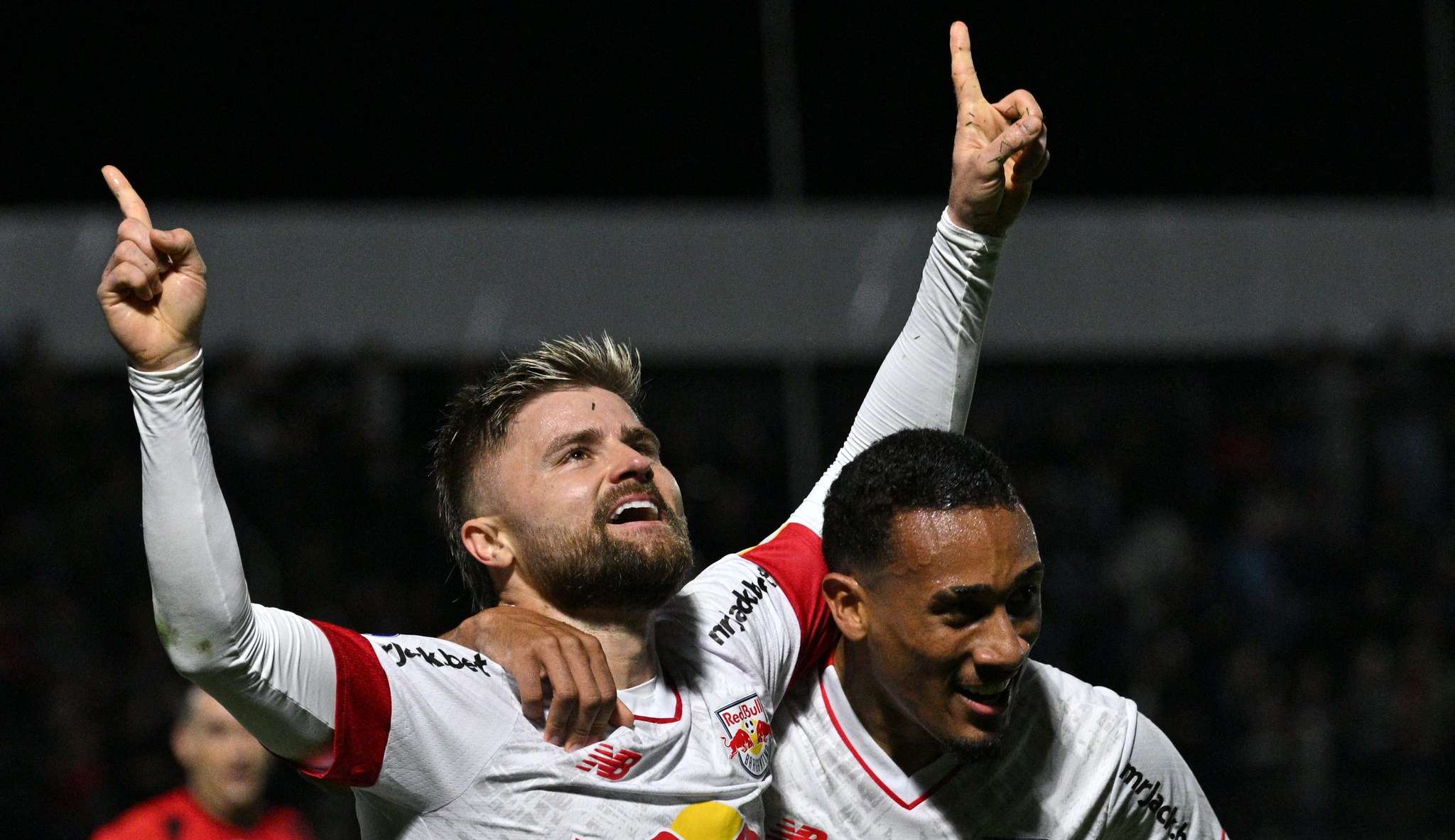 Red Bull Bragantino massacra Tacuary e garante vaga direta nas oitavas da Sul-Americana