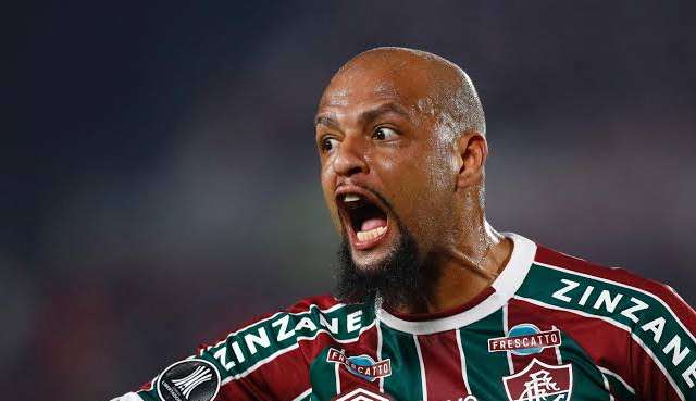 Felipe Melo, Fernando Diniz e Fluminense são multados por infrações na Libertadores
