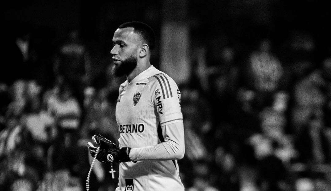 Atlético-MG faz denúncia de racismo contra Éverson à Conmebol