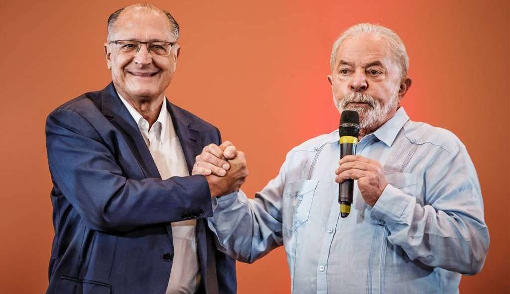 Lula e Alckmin analisam estender programa de desconto para carro zero