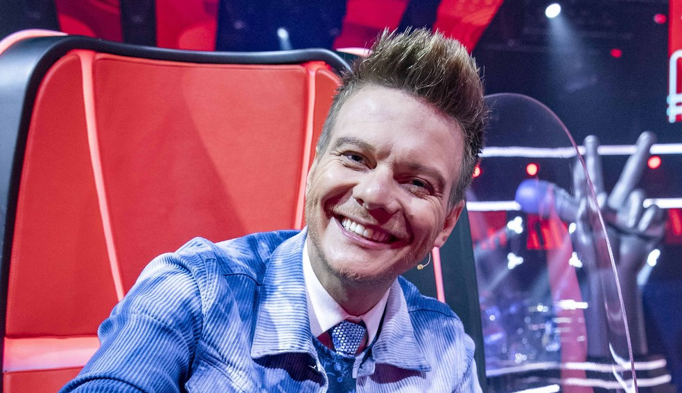 Michel teló fala sobre estreia no The Voice Kids