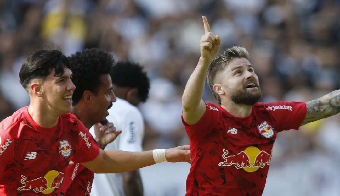 Jogando na Neo Química Arena, RB Bragantino vence o Corinthians