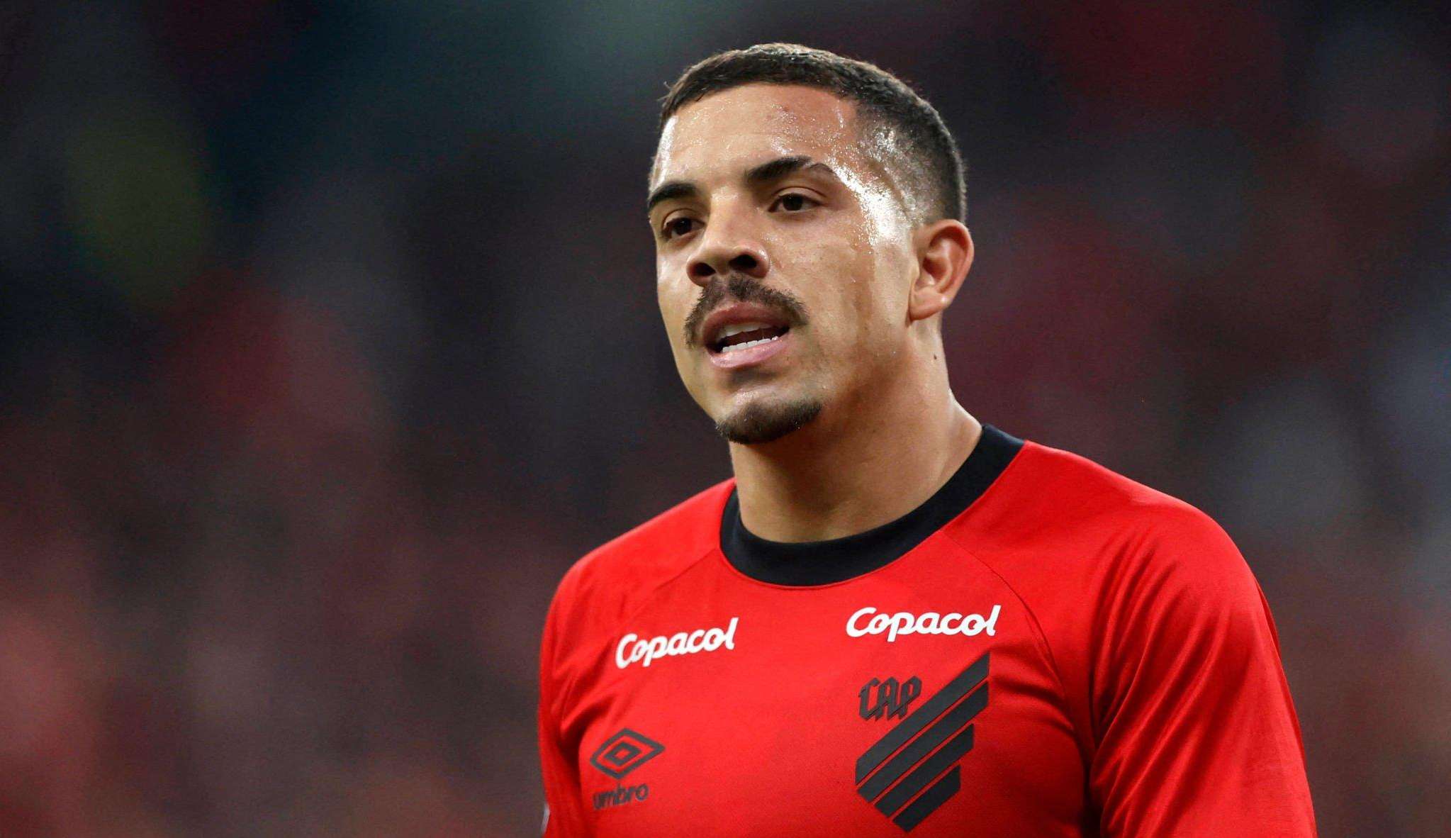 Athlético confirma venda de David Terans ao Pachuca, do México