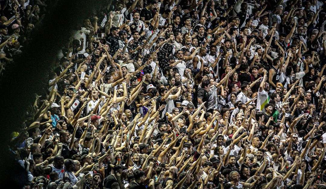 STJD determina quatro jogos de portões fechados para o Vasco após confusão em São Januário