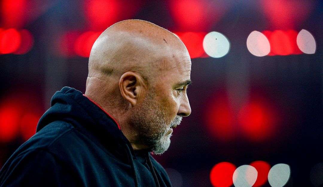 Após vitória do Flamengo, Sampaoli critica gramado do Maracanã