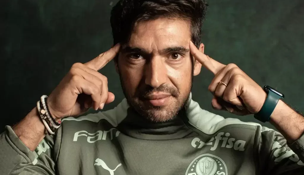 Abel Ferreira, treinador do Palmeiras, pode enfrentar suspensões após julgamento do STJD