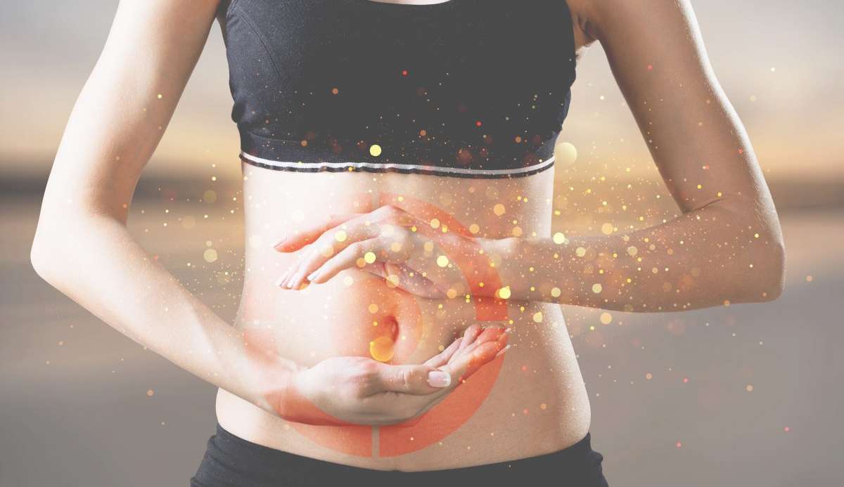 Yoga e saúde intestinal: prática pode aliviar sintomas de problemas digestivos
