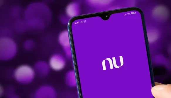 Como o Nubank causou a revolução no mercado de bancos digitais