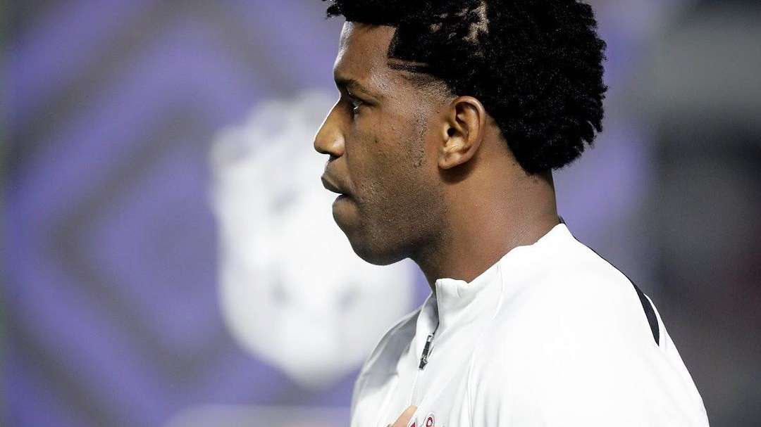 Gil se pronuncia após ser hostilizado por torcedores do Corinthians