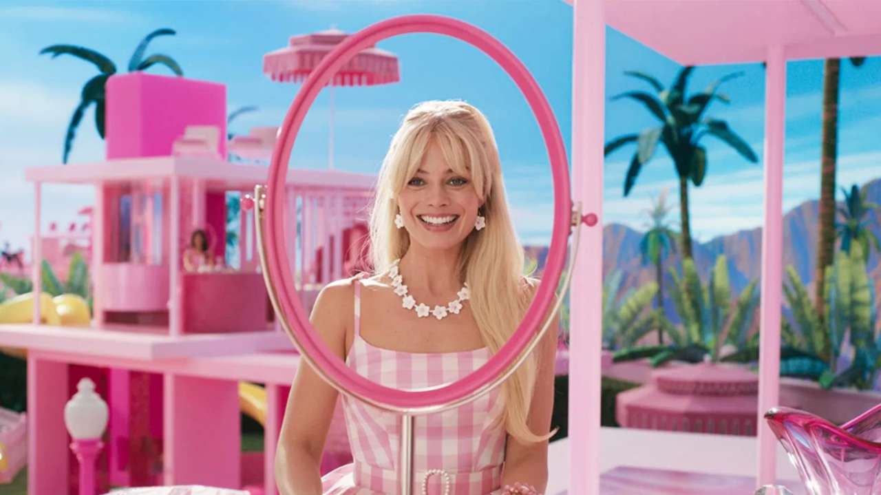 Barbie: coleção de maquiagem promete trazer o universo da boneca para o dia a dia