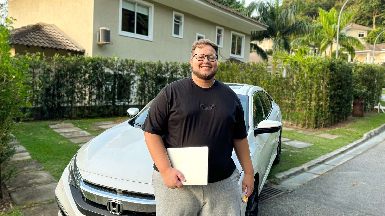 Conheça o influenciador e empreendedor, Gabriel Silva